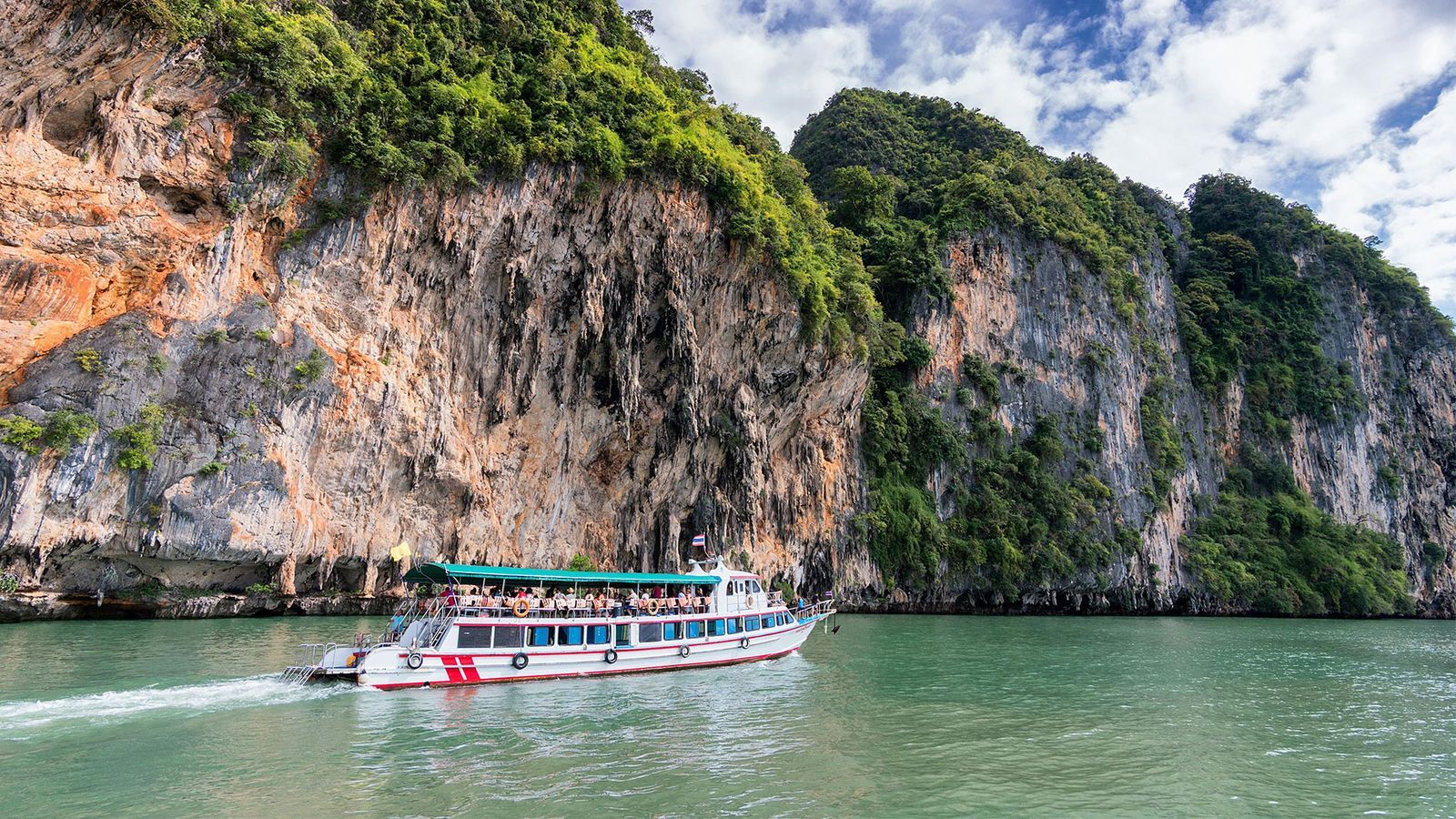 De nieuwe AI-Site van Selectair Donair Travel staat online
